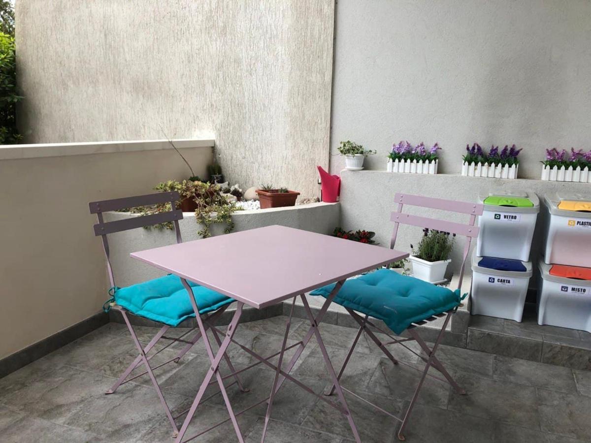 Dea Del Salento Apartment Lecce Exterior photo